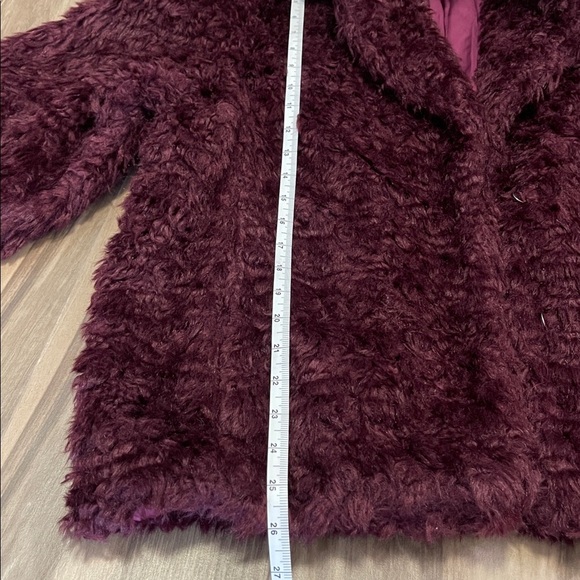 NWT Max Studio Burgundy Coat Size small - Picture 13 of 13
